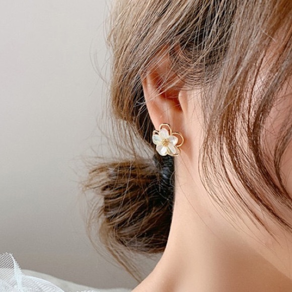 🔸2 for $15🔸Earrings - Picture 3 of 4